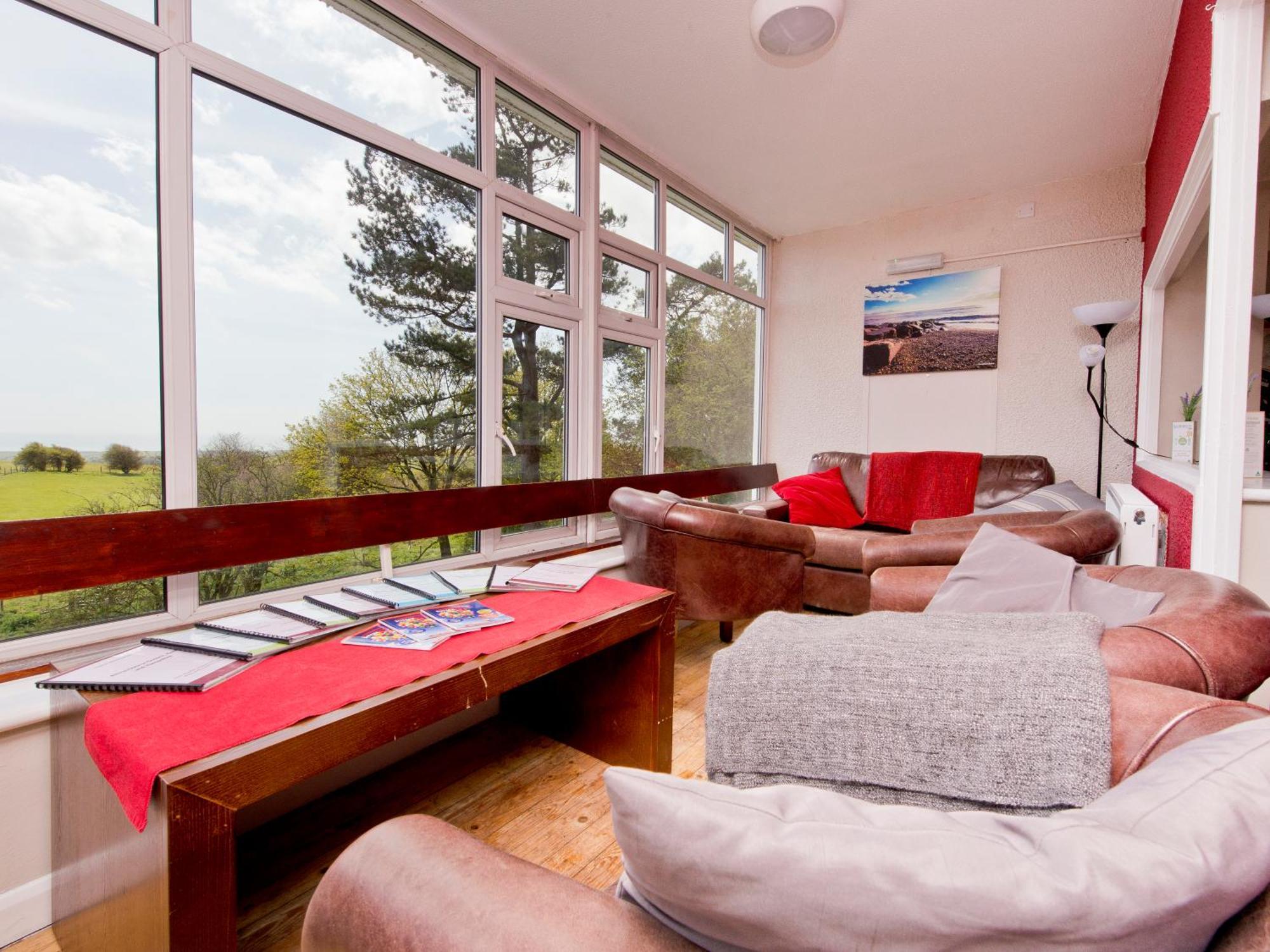Yha Truleigh Hill Hostel Shoreham-by-Sea Exterior photo