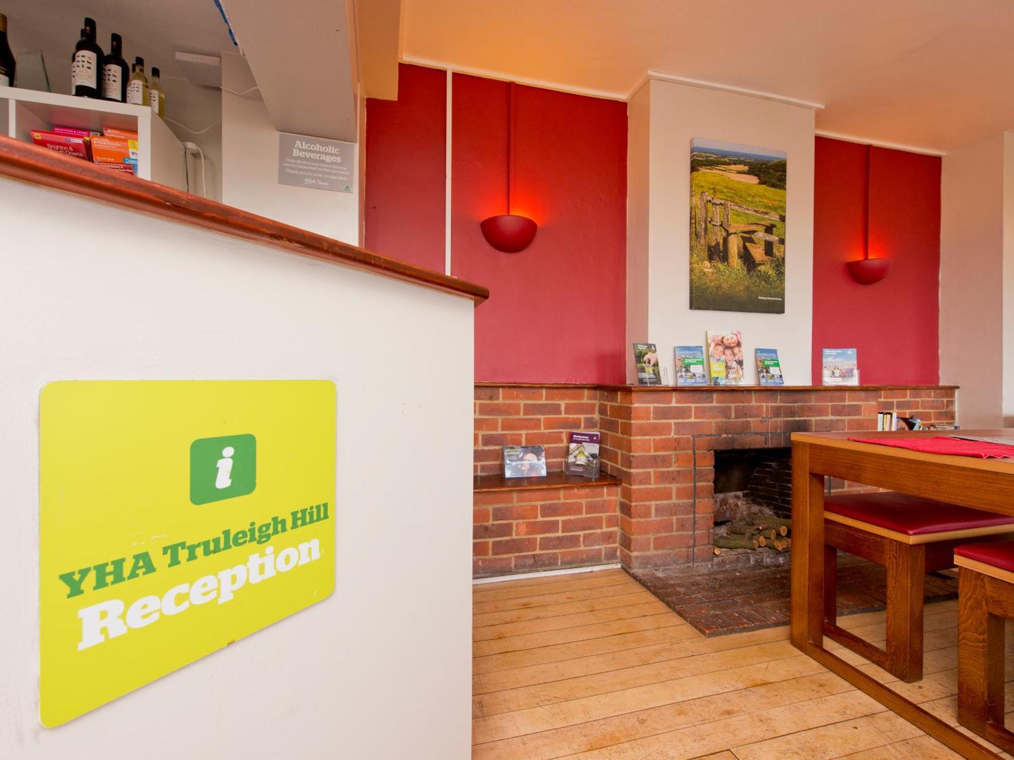 Yha Truleigh Hill Hostel Shoreham-by-Sea Exterior photo
